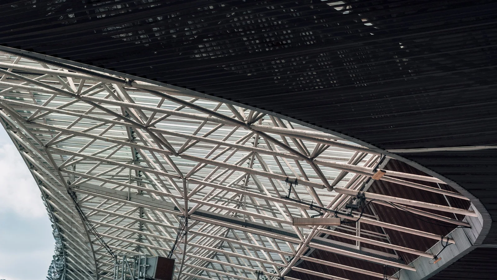 Hiring a Los Angeles Web Design Company? Check These 7 Hidden AI Foundations